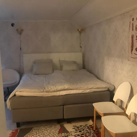 Puutaloasunto 1 Km Turun Aurajoelta Foeriltae Turku