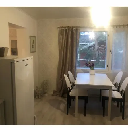 Puutaloasunto 1 Km Turun Aurajoelta Foeriltae Turku