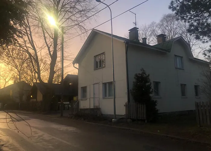 Puutaloasunto 1 Km Turun Aurajoelta Foeriltae