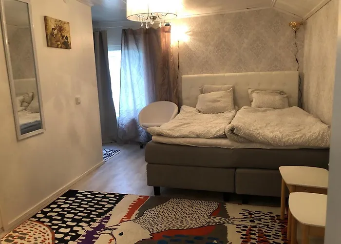 Puutaloasunto 1 Km Turun Aurajoelta Foeriltae Τούρκου